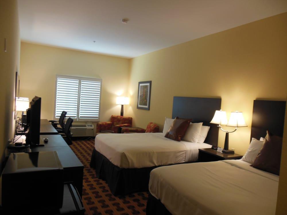 Sagebrush Hotel Crystal City